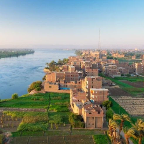 Ebnyland etuuka mu New Sohag — Egypt's new International-Ekifo eky'okuzannyir...